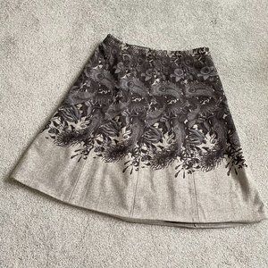 ❤️ Talbots A-line Wool Skirt in Gray with Floral Print Vey Pretty US8   - O81